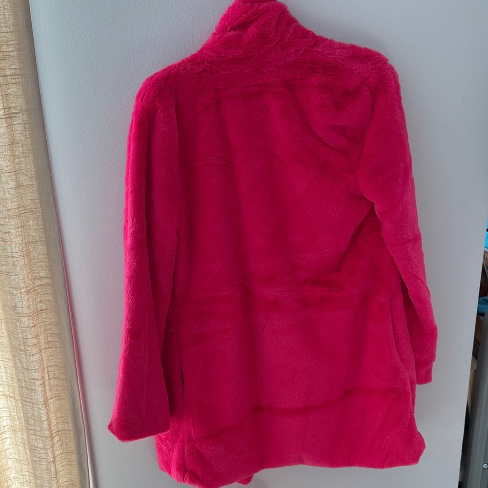 Love Tree Vibrant Pink Teddy Jacket - Picture 3 of 4